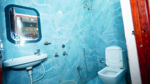 Tejas Paying Guest House & Restaurant,,3 star