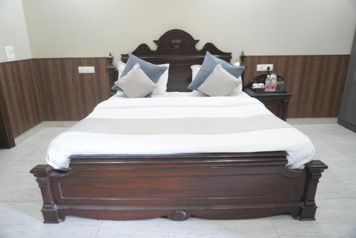 staybia hotel and service apartments sector 27 noida