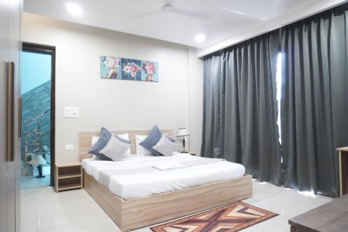staybia hotel and service apartments sector 27 noida