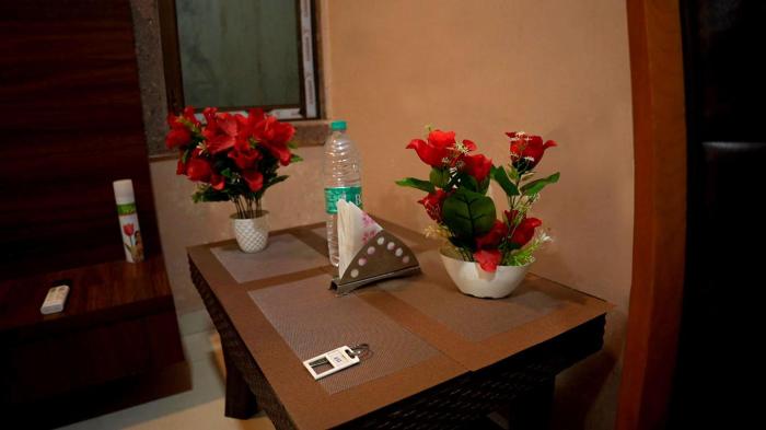 hotel neelam bar and restaurant