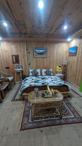 Golden Heritage,,0 star