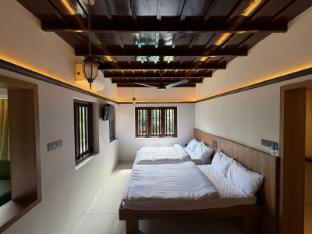 Mangrove Chendamangalam Heritage,,4 star