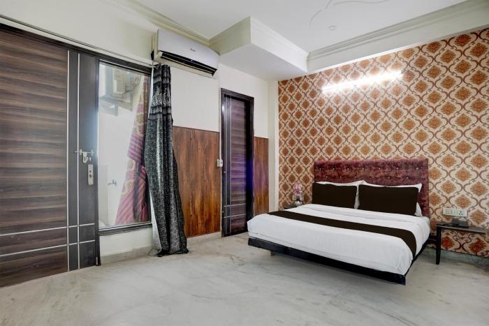 townhouse johri enclave metro station formerly second home