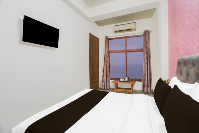 townhouse johri enclave metro station formerly second home