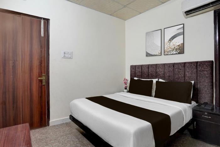 townhouse johri enclave metro station formerly second home