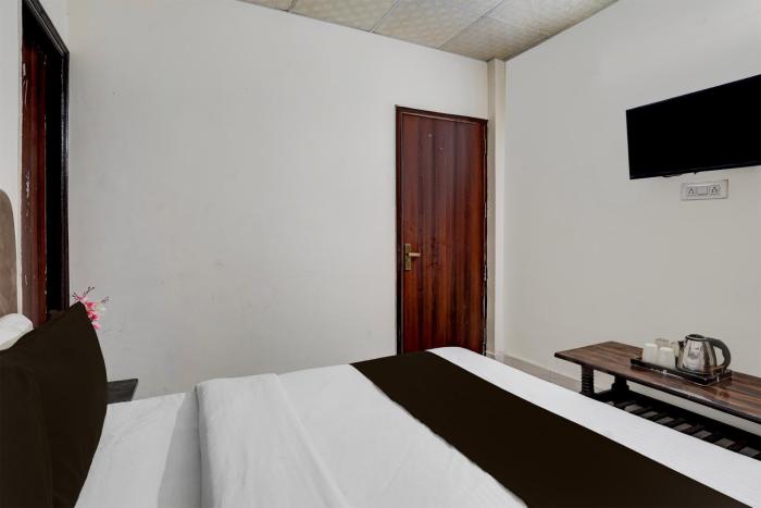 townhouse johri enclave metro station formerly second home