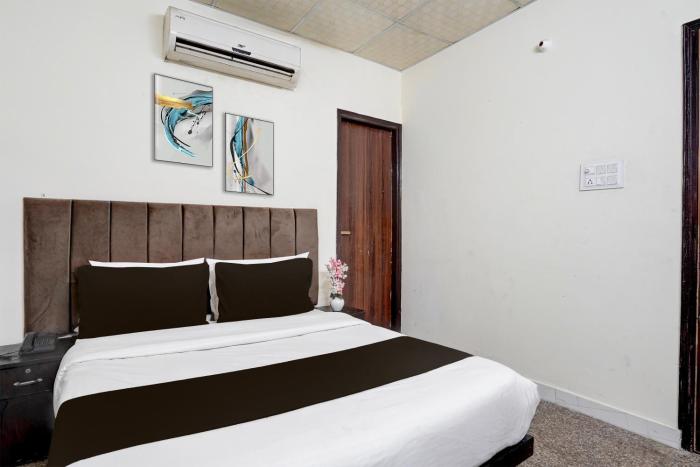 townhouse johri enclave metro station formerly second home