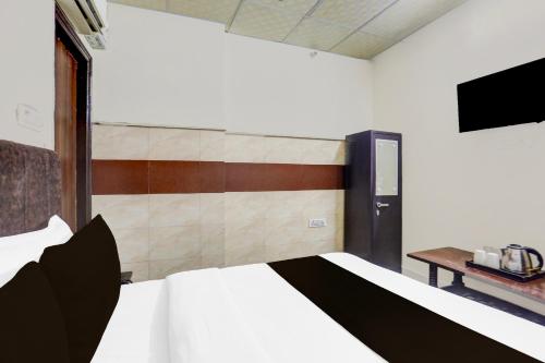 townhouse johri enclave metro station formerly second home