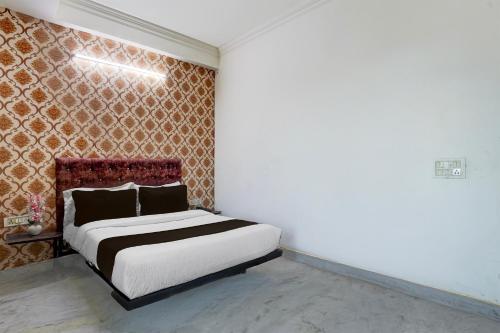 townhouse johri enclave metro station formerly second home