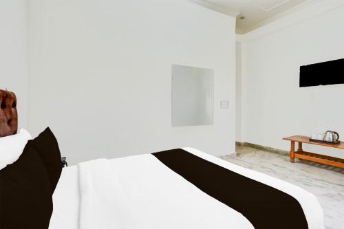 townhouse johri enclave metro station formerly second home