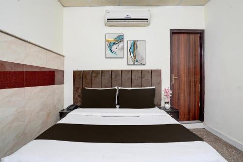 townhouse johri enclave metro station formerly second home