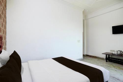 townhouse johri enclave metro station formerly second home