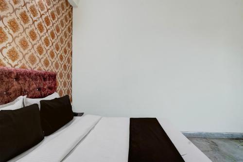 townhouse johri enclave metro station formerly second home