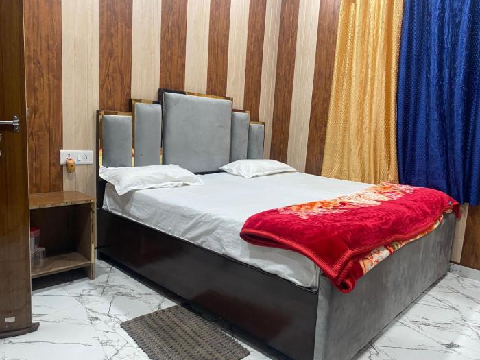 bajrangbali guest house