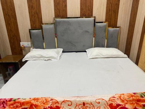 bajrangbali guest house