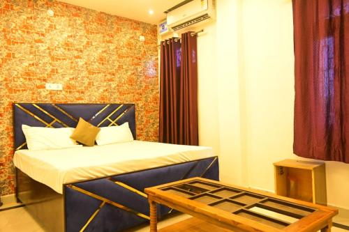 Bajrangbali Guest House,,5 star