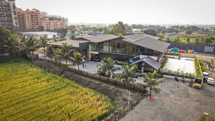 coco resort and banquet