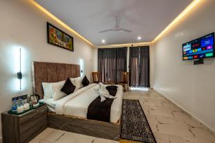 kainchi divine retreat by wild cherry hotels