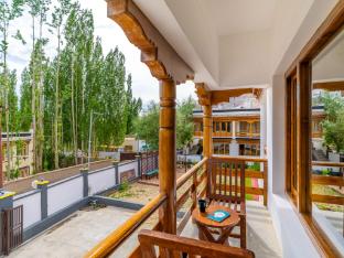 hotel bayshu the hosteller leh