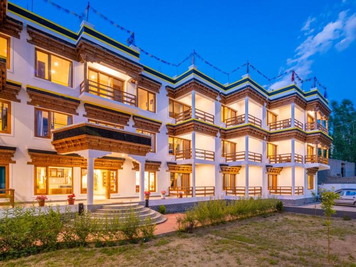 hotel bayshu the hosteller leh