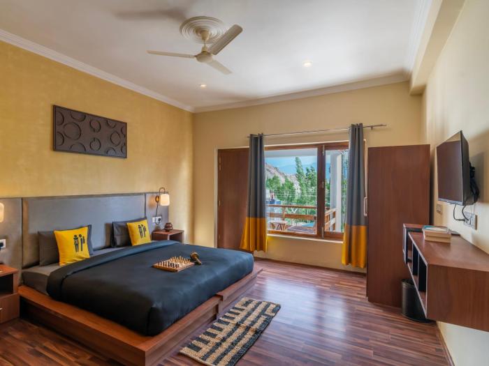 hotel bayshu the hosteller leh