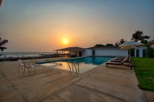 the goa beach resort morjim