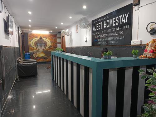 ajeet home stay walk in nizamudin railway station