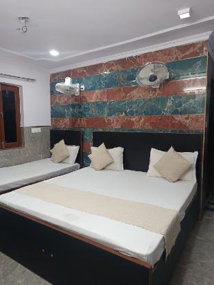 Ajeet Home Stay @Walk In Nizamudin Railway Station,,0 star