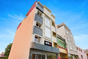 Hotel O Shri Bankey Bihari Hotel,,3 star