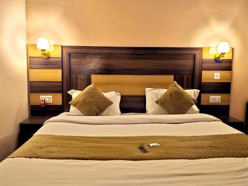 Geetanjali Palace,,4 star