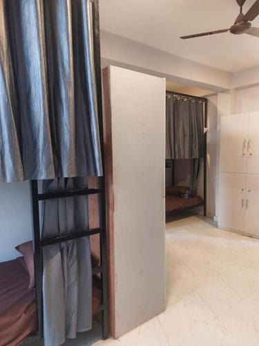 cheklaa a backpackers hostel