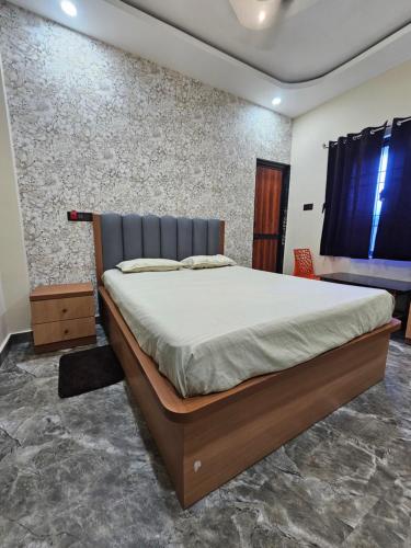 The Sacred Knot,,4 star