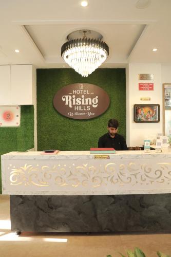 hotel rising hills