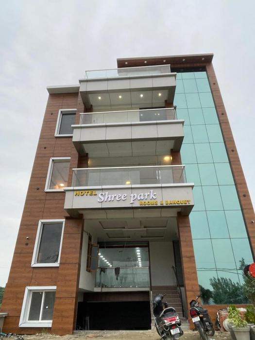 hotel shree park