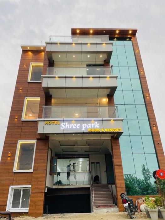hotel shree park