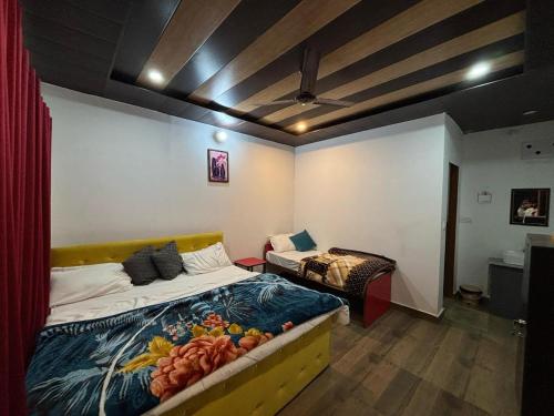Himalayan Tourist Cottage,,4 star