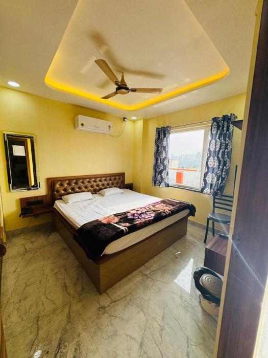 hotel shree radhe and banquet