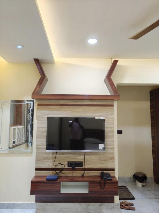 hotel shree radhe and banquet