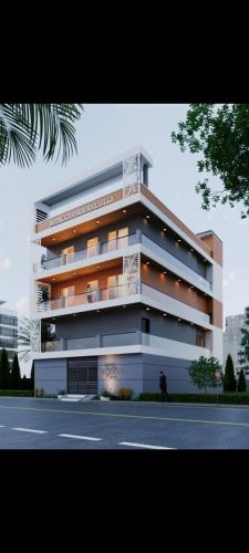 Hotel Shree Radhe & Banquet,,5 star