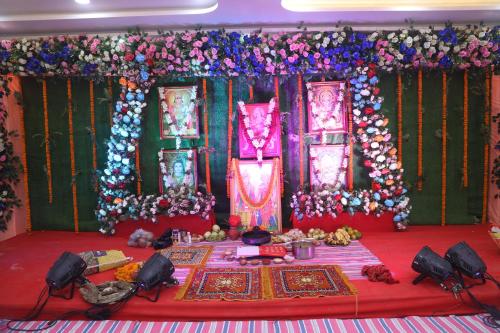 hotel shree radhe and banquet