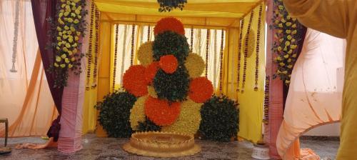 hotel shree radhe and banquet