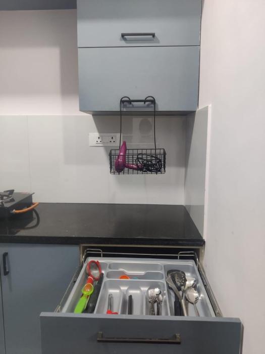 isiri service apartment