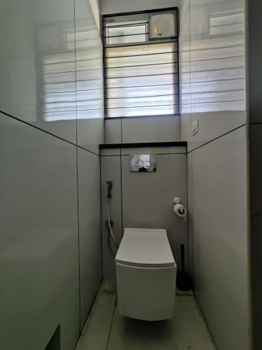 isiri service apartment
