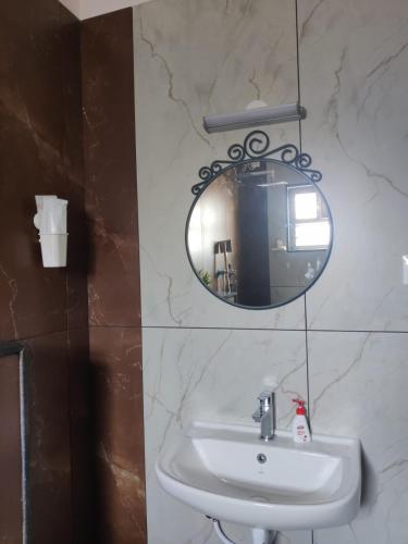 isiri service apartment