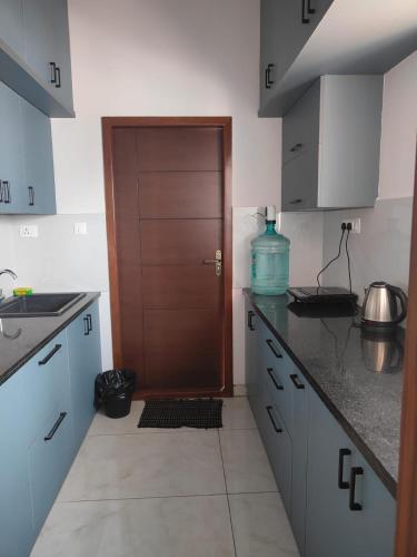 isiri service apartment