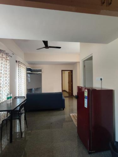 isiri service apartment