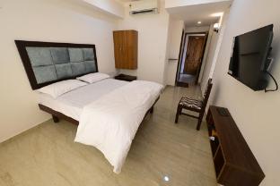 apex residency inn