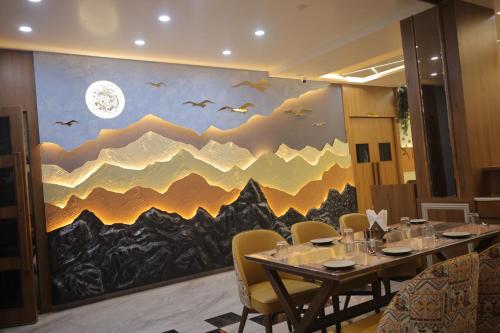 Hotel Raghavji,,3 star