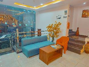 Prince Palace,,3 star