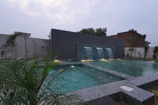 le parc hotel and banquets an initiative by sher e punjab